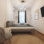 Lägenhet Andrassy Elegance 2bd Hideaway *
