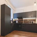 Andrassy Elegance 2bd Hideaway