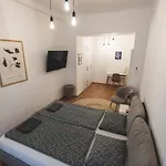 Appartamento Andrassy Elegance 2bd Hideaway Budapest