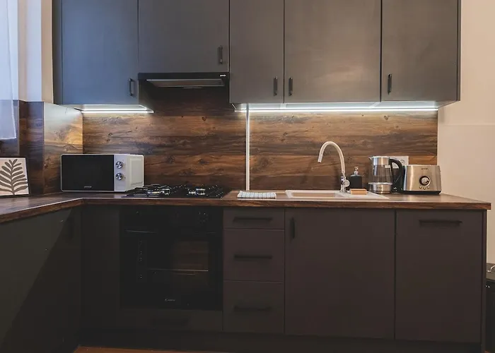 Andrassy Elegance 2bd Hideaway * Budapest