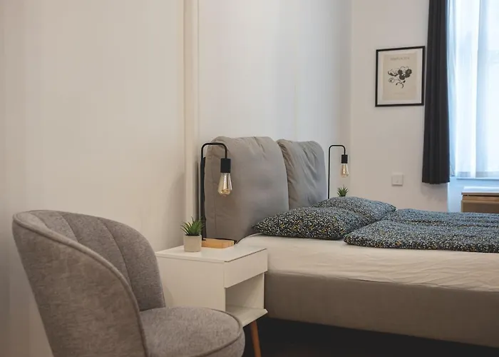 Andrassy Elegance 2bd Hideaway * Budapest