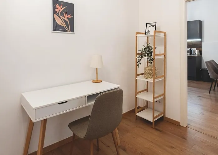 Andrassy Elegance 2bd Hideaway Appartement