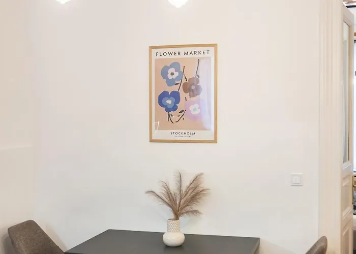 Andrassy Elegance 2bd Hideaway * Budapest