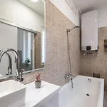 Andrassy Elegance 2bd Hideaway Apartament