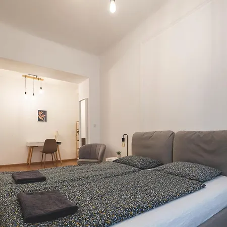 Lägenhet Andrassy Elegance 2bd Hideaway Budapest
